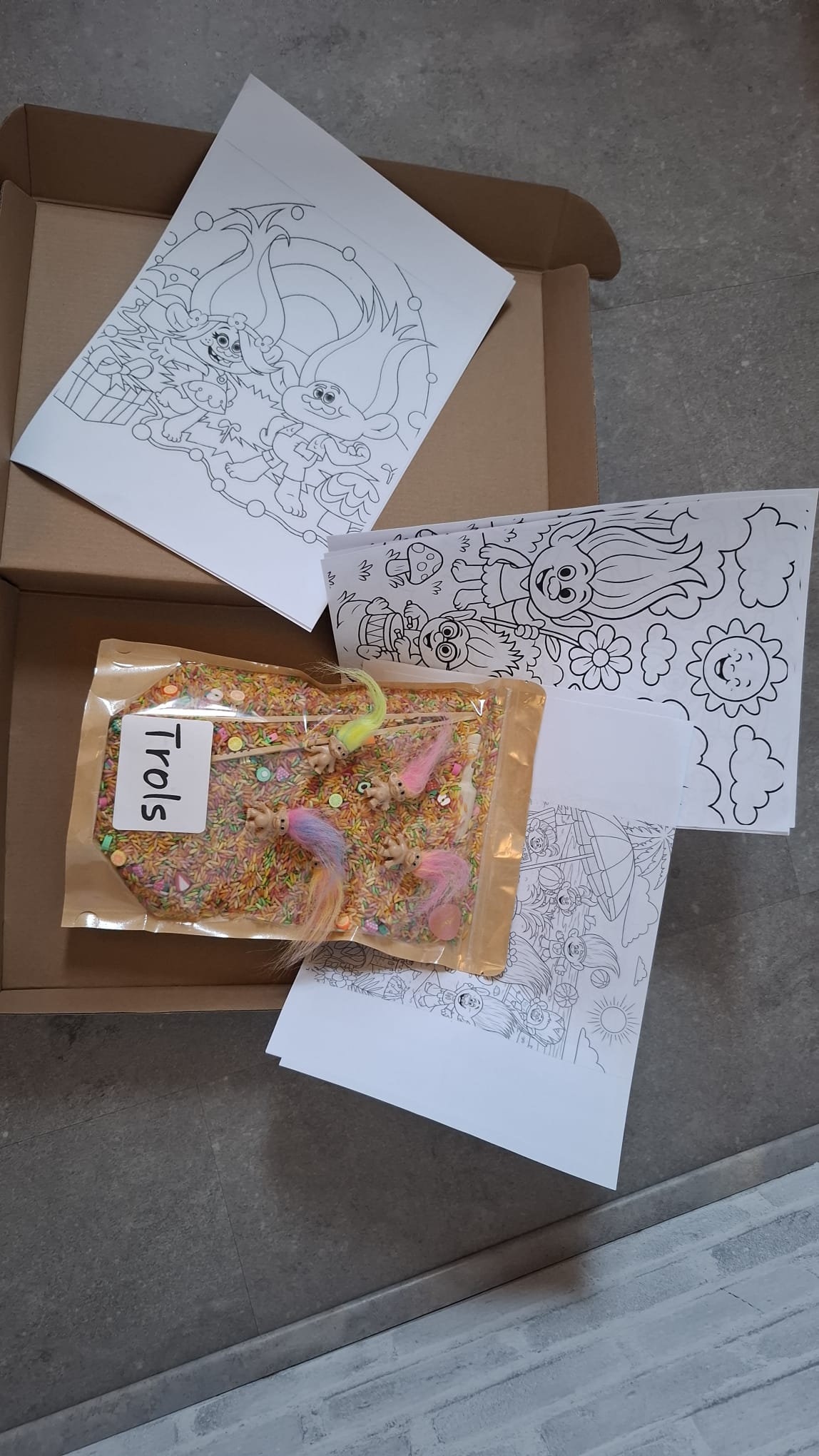 Thema Box Trols