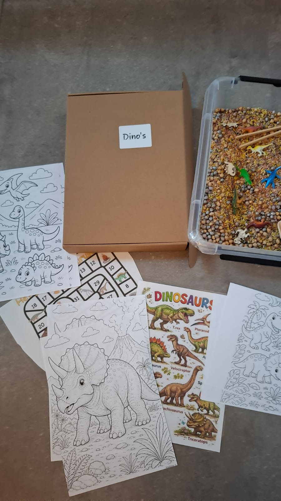 Thema box Dino's